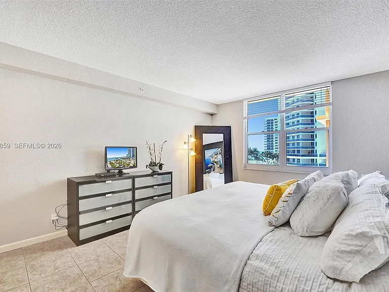 2501 S Ocean Dr #1618 — Photo 18