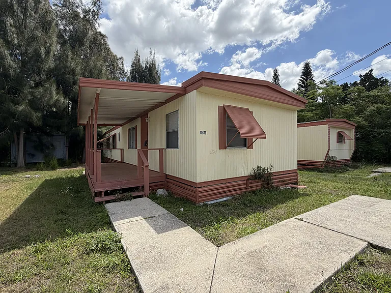 14610 Coral Dr — Photo 30