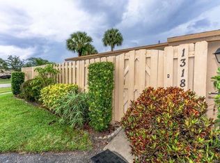 1318 Arapaho St, Jupiter, FL 33458