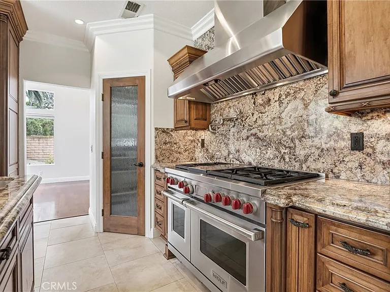 23302 Vista Carillo — Photo 16