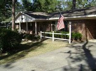 855 Jenkins St, Blackshear, GA 31516