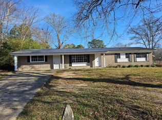 8984 Westwood Dr, Meridian, MS 39307