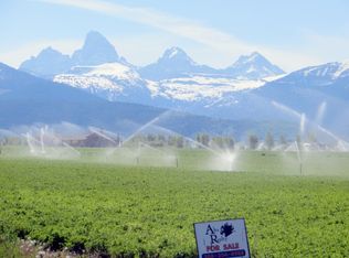 46 Parachute Adams Rd, Tetonia, ID 83452