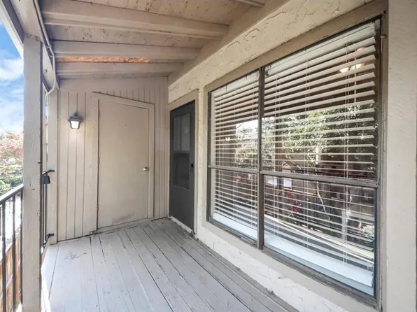 5711 Sugar Hill Dr APT 74, Houston, TX 77057