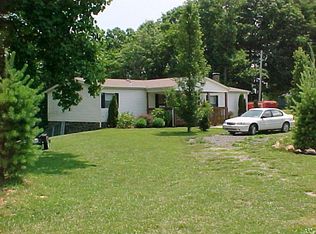 176 White Pine Dr SE, Copper Hill, VA 24079