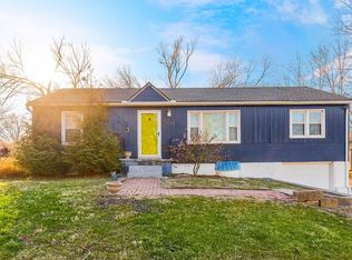3028 S 39th St, Kansas City, KS 66106