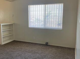144 W 74th St APT 4, Los Angeles, CA 90003