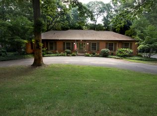 661 Quarterstaff Rd, Winston Salem, NC 27104