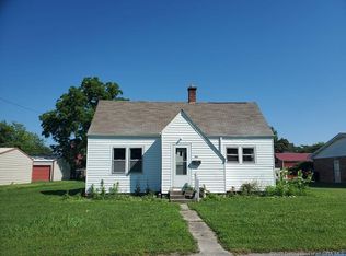 208 E Main St, Crothersville, IN 47229