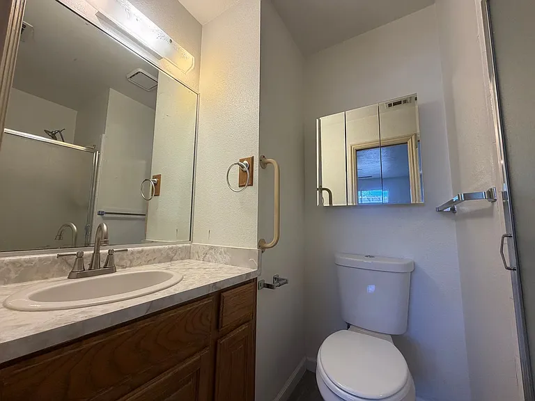 375 S Main St #4 — Photo 18