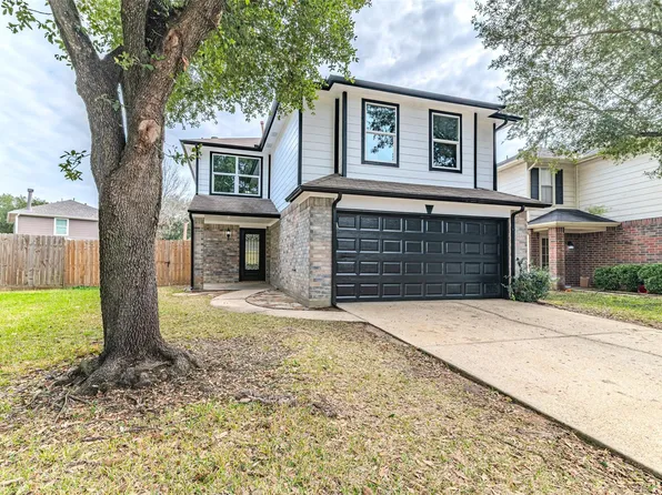 19526 Rocky Bank Dr, Tomball, TX 77375