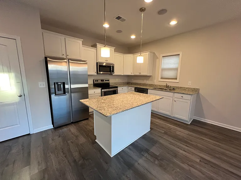 4044 Thimbleberry Dr — Photo 10