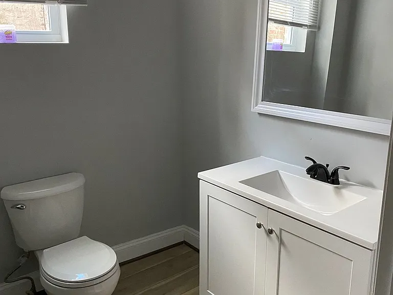 1233 N Luzerne Ave #B-600 — Photo 18