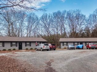 138 Runyan Apartments Ln, Spring City, TN 37381