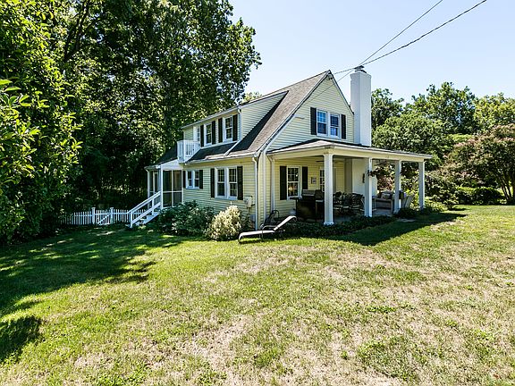 2nd image of 152 Boone Trl