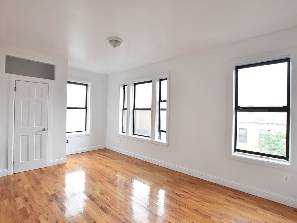 1st image of 46 Fort Washington Ave APT 42