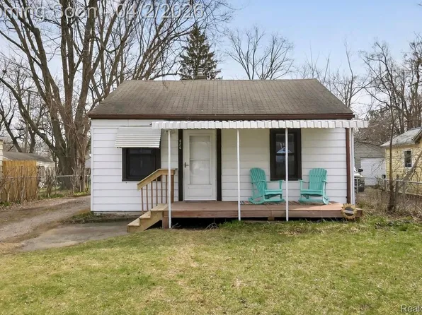 626 Bagley Ave, Ypsilanti, MI 48198