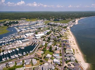 19 Underway Dr, Westbrook, CT 06498