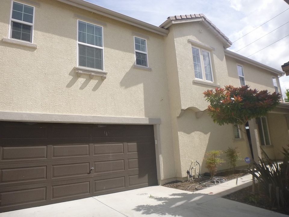 1st image of 130 Candela Cir