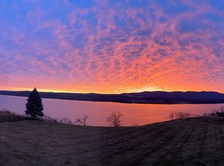 12 Chelsea View Ter, Newburgh, NY 12550