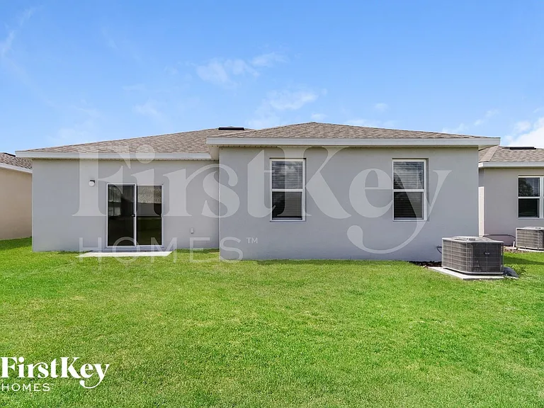 560 Crown Rose Dr — Photo 15