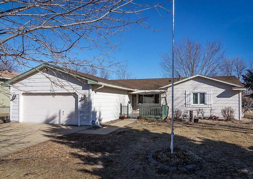 This 3bdrm rambler is on a corner lot with mature trees. It has a front deck perfect for morning cof
