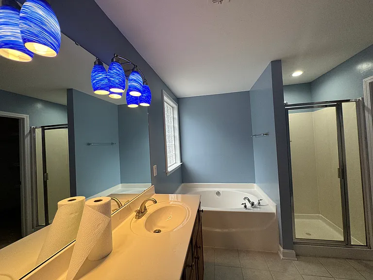 237 Golden Valley Dr — Photo 3