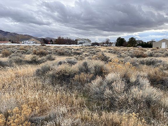 4th image of 3555 Paiute St