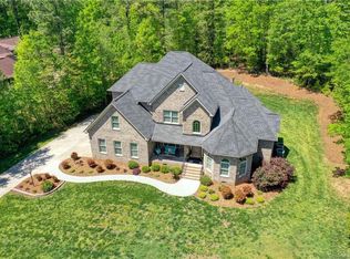 4520 River Oaks Rd, Lake Wylie, SC 29710