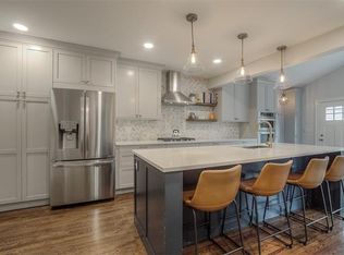 222 W 67th St, Kansas City, MO 64113