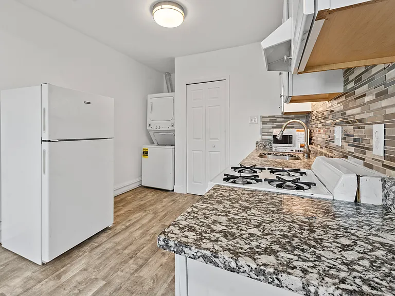 522 S 5th St #3 — Photo 11