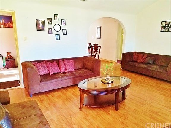 4th image of 8741 S Hobart Blvd