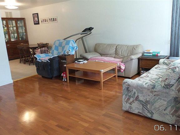 4th image of 333 S Zenia Ave