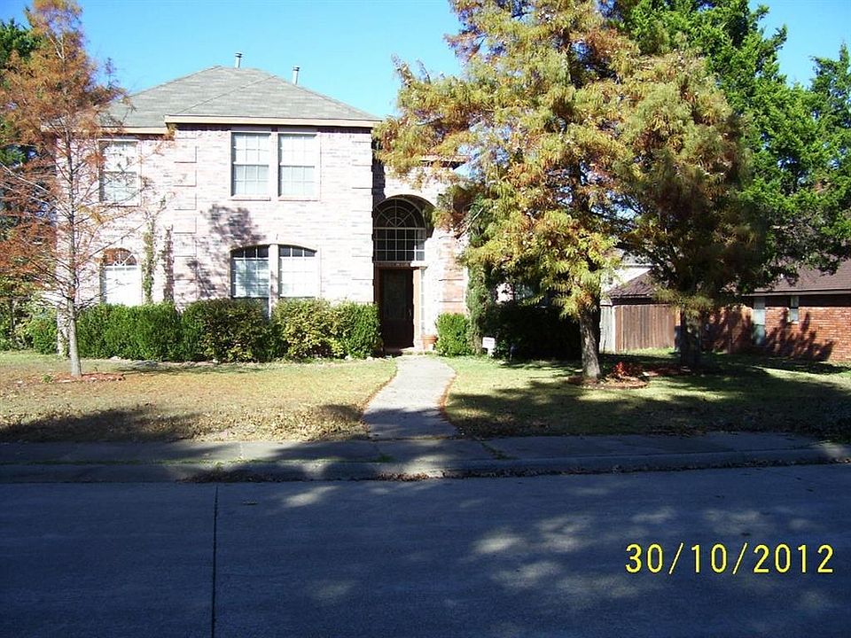 1st image of 217 Sandy Creek Pl
