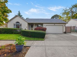 184 Redrock Way, Eugene, OR 97404
