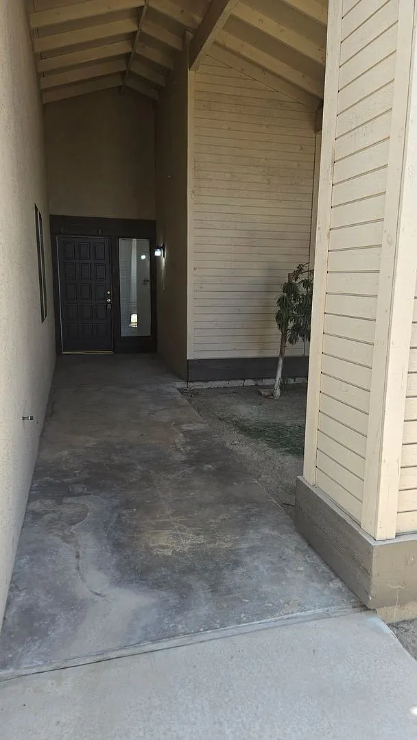 2715p -725- 817 Quail Lane MG — Photo 1