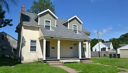 1st image of 146 S Birchwood Ave