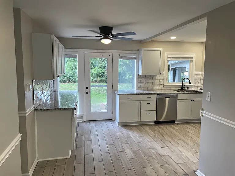 6547 New Albany Condit Rd — Photo 4