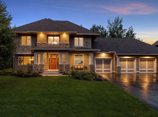 11454 Avery Dr, Inver Grove Heights, MN 55077