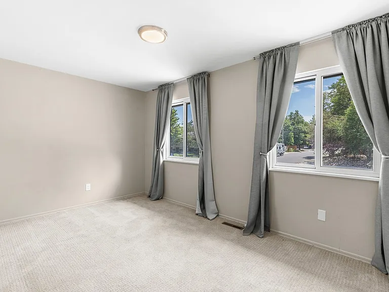 3295 Emerson Ave — Photo 4