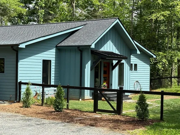 30 Sandys Home Pl, Mars Hill, NC 28754