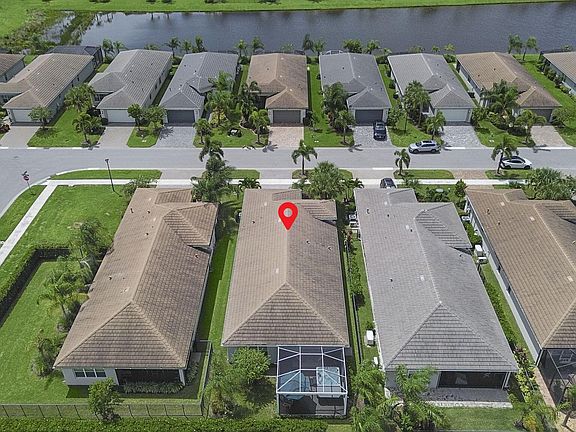3rd image of 11681 SW Golden Falls Lane