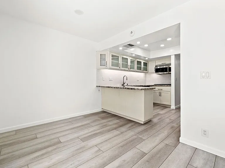 30789 Calle Chueca — Photo 7
