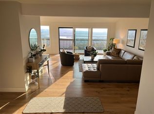 155 Cerro Crest Dr, Novato, CA 94945