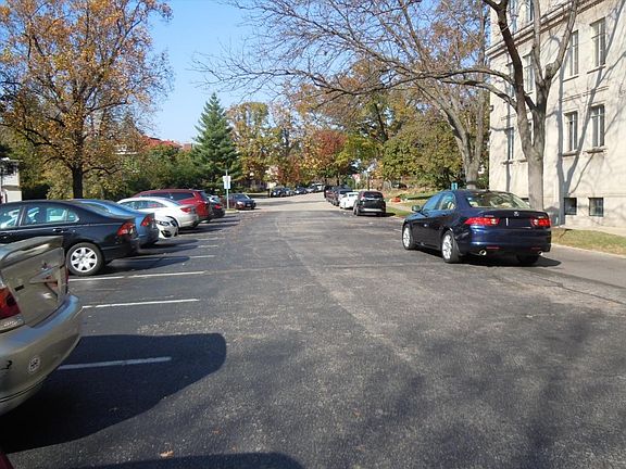 5th image of 3900 Rose Hill Ave Unit 1002B