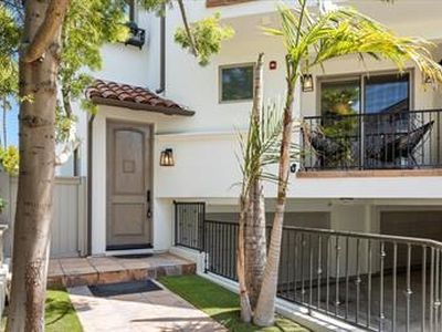 1126 Laurel Ave, Manhattan Beach, CA, 90266