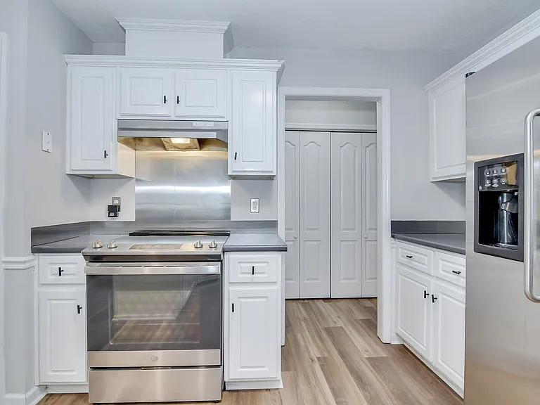 2709 Brickrun Pl — Photo 18