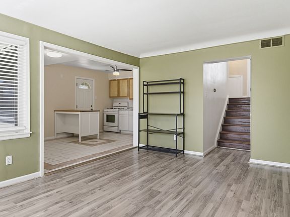5th image of 2116 Michigan Blvd #2116