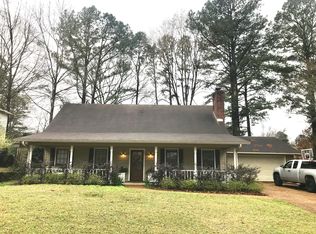 109 Hickory Ln, Clinton, MS 39056