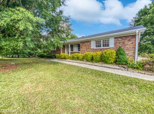 3050 Sandy Plains Rd, Marietta, GA 30066